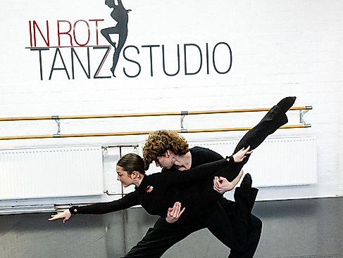 Tanz-Ensemble InRot aus Wandsbek