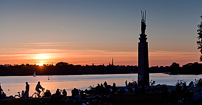 aussenalster_sonnenuntergang_c-joerg-modrow