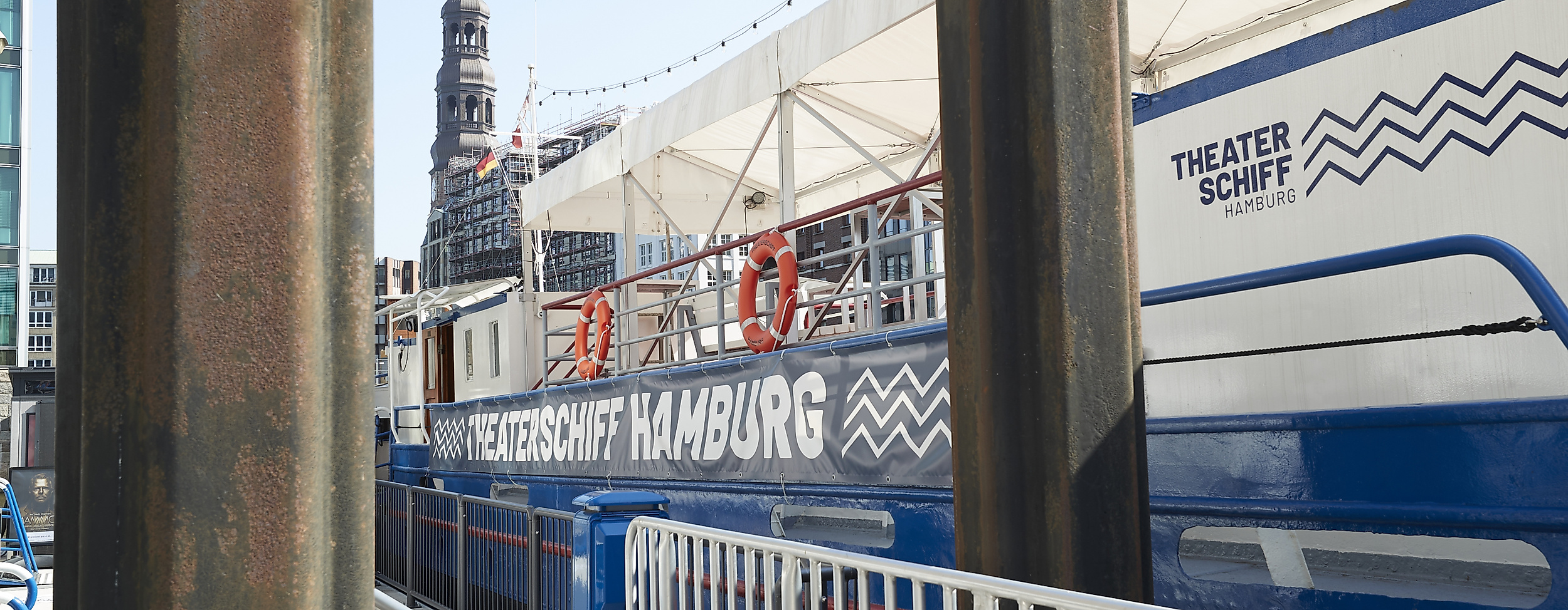 Theaterschiff