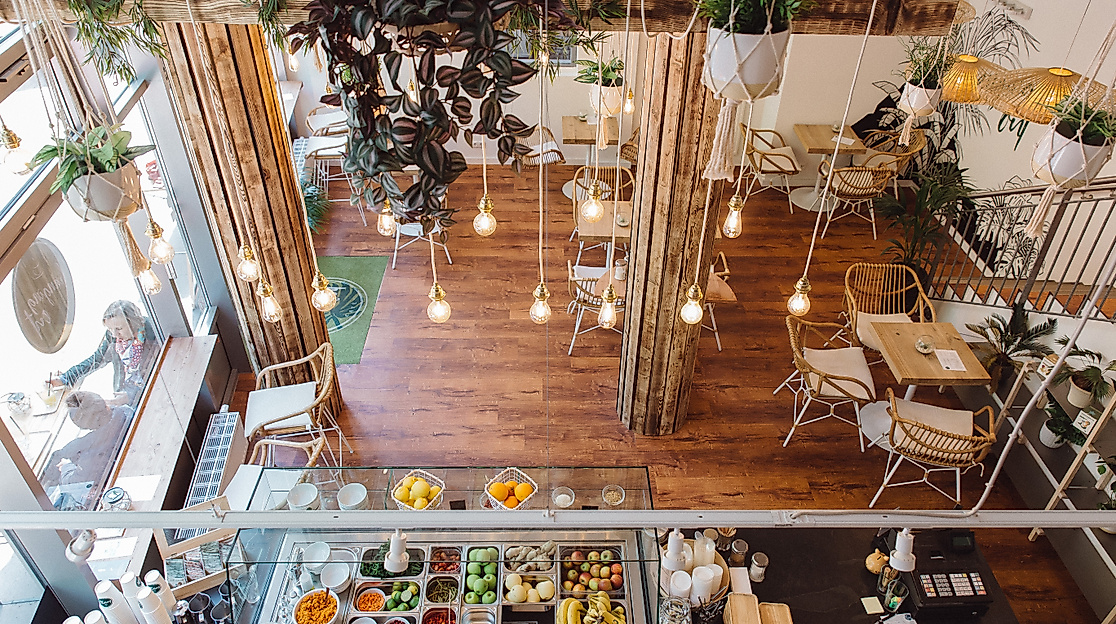 hangingoutcafe_c_kimundlasse_2