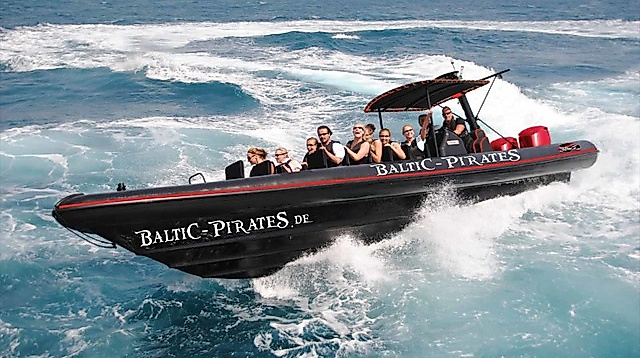 Kleine 800 PS  Action-Tour mit dem Speedboot