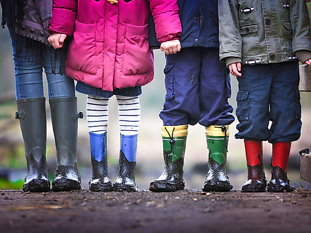 Kinderflohmarkt-Kinderkleidung-Shoppen-