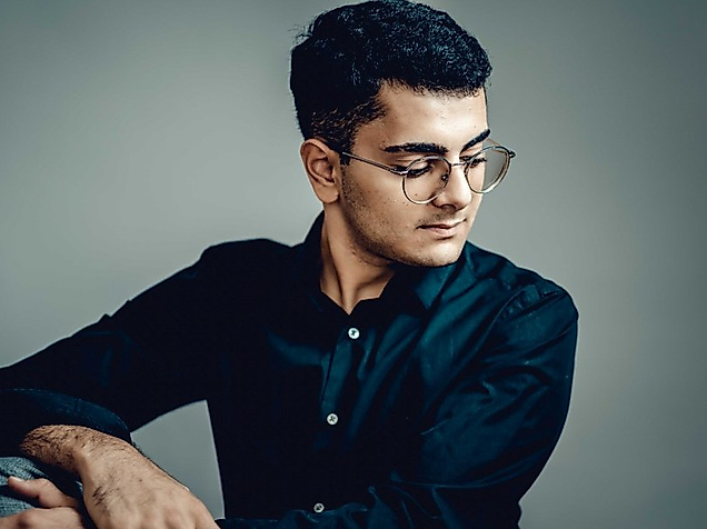 Neue Philharmonie Hamburg / Dmitry Ishkhanov