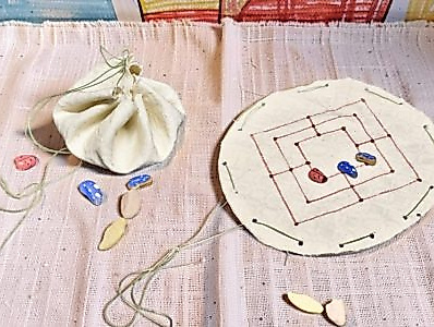 Mitmachaktion: Steinchenspiele
