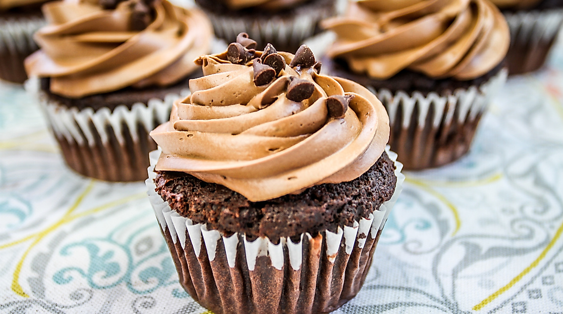 cupcakes_c_mike-meeks-unsplash