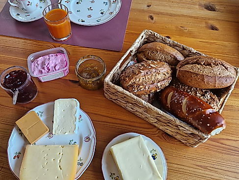 Klön-Frühstück auf dem Rockenhof