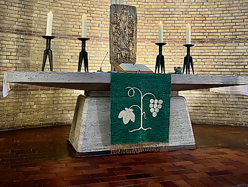 Gottesdienst mit Abendmahl in der Paul-Gerhardt-Kirche