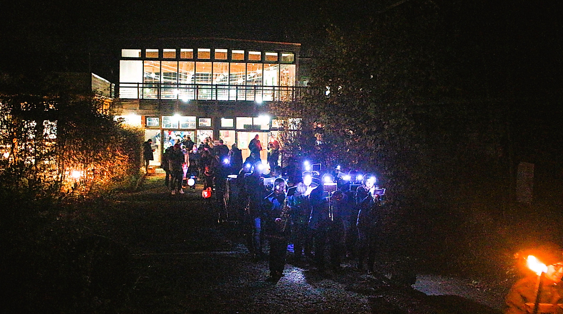 PM 29_23 Laternenumzug