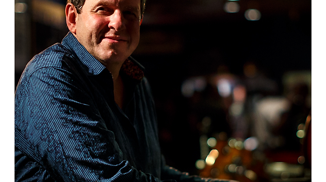 BRUCE BARTH TRIO (USA/GB) SATURDAY NIGHT LIVE JAZZ INTERNATIONAL