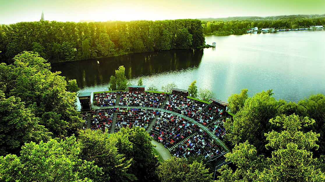Seebühne im Schlossgarten Eutin