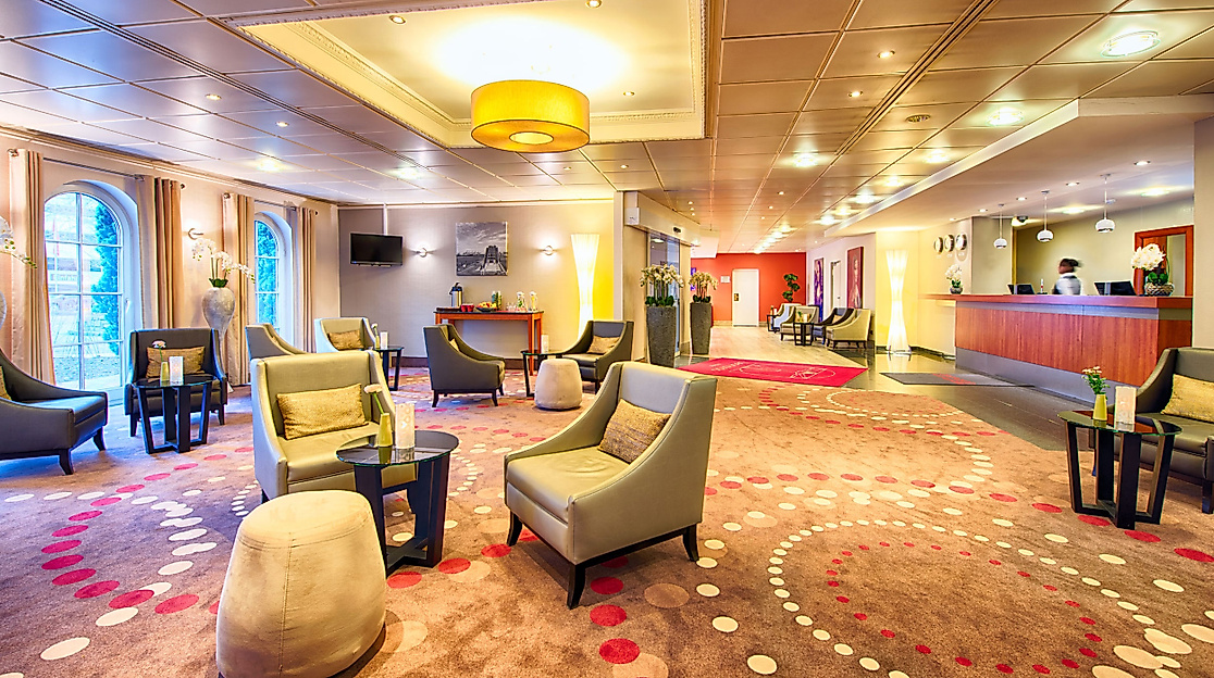 Reception hall Leonardo Hotel Hamburg City Nord