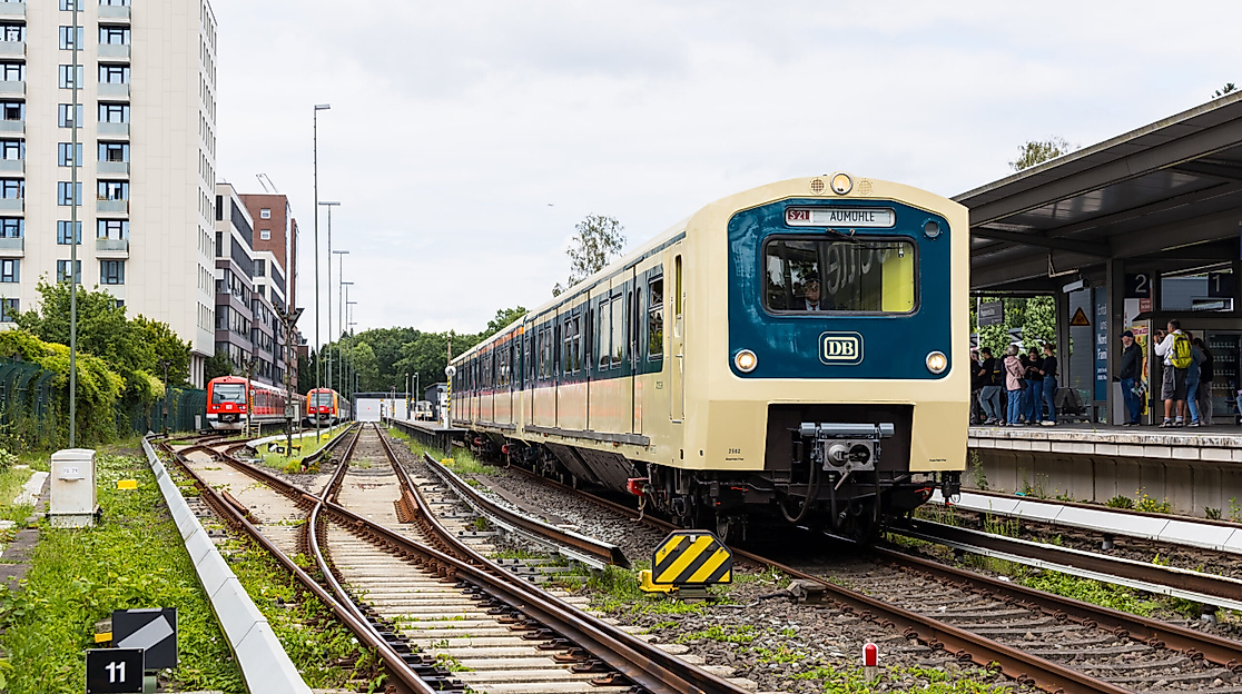 Der Museumszug 472 062 in Poppenbüttel
