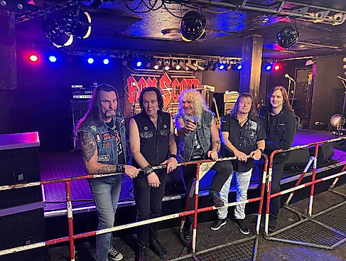 Bon Scott - THE FIRST INOFFICIAL AC/DC–COVERBAND