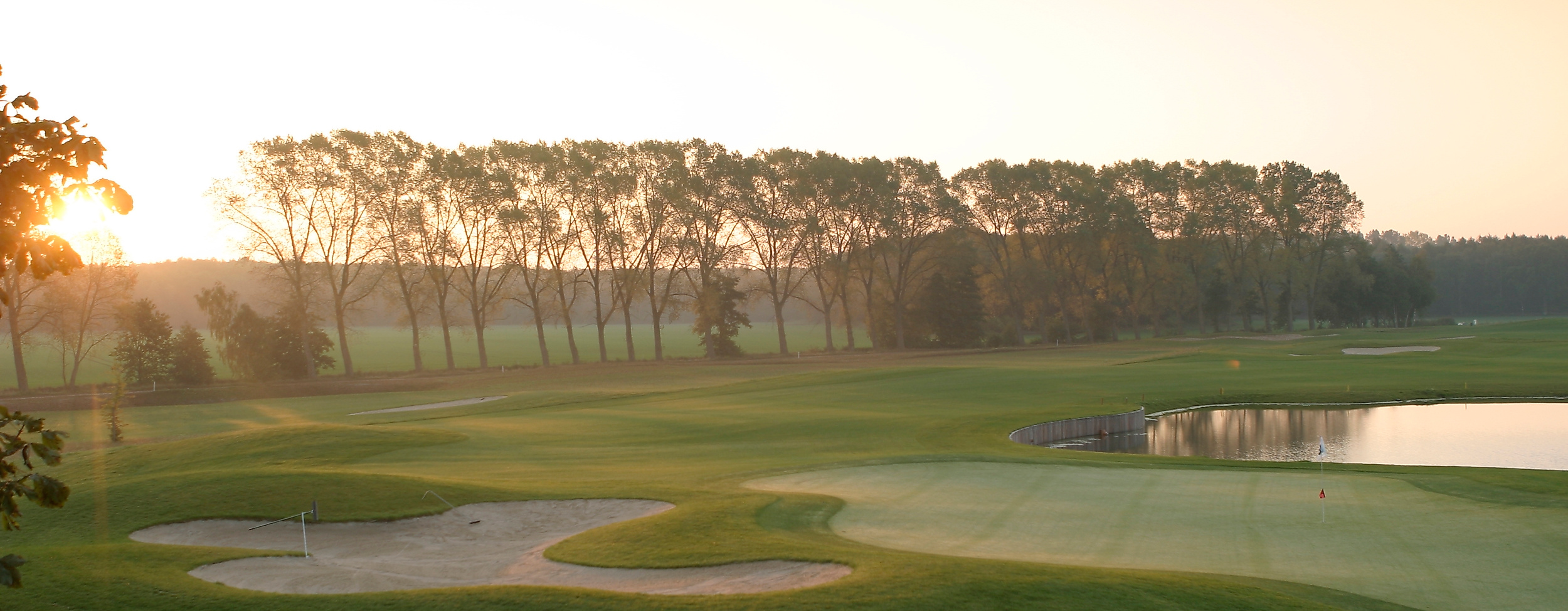 golf-gut-glinde_golfplatz-golfplatz-abendlicht_c-gut-glinde_01