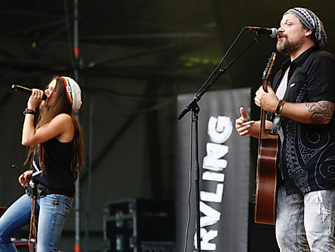 Nervling. Das Acoustic-Soul-Duo.