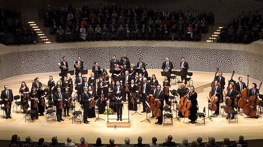 Neue Philharmonie Hamburg / Alexey Chernov / Marco Parisotto
