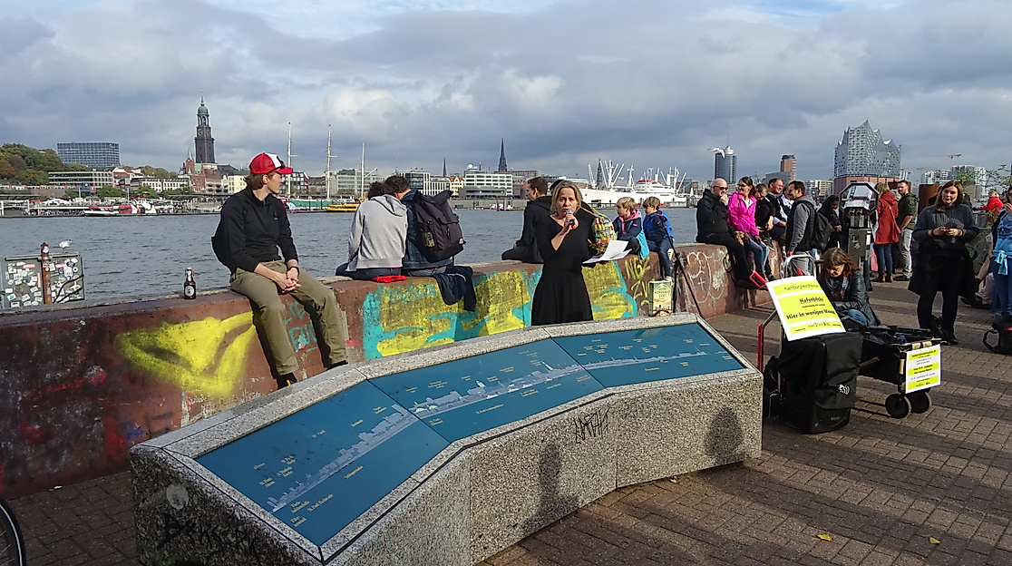 Lesung am Hafen