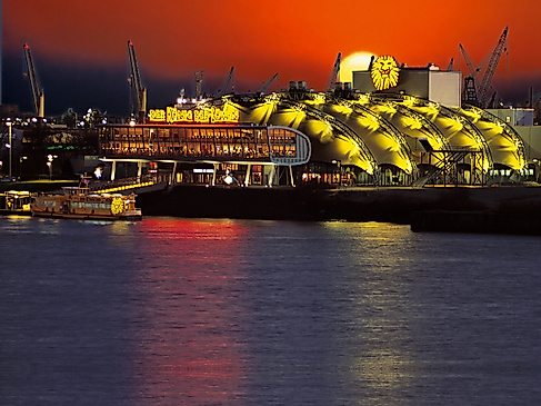 Stage Theater im Hafen