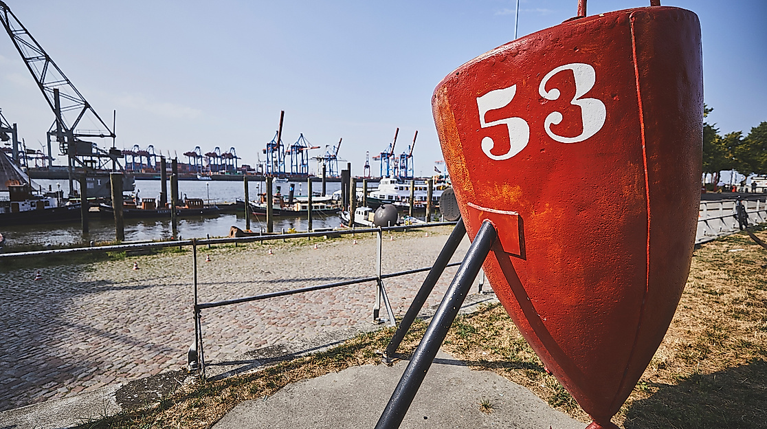 museumshafen-oevelgoenne_details-boje_c-thisisjulia-photography