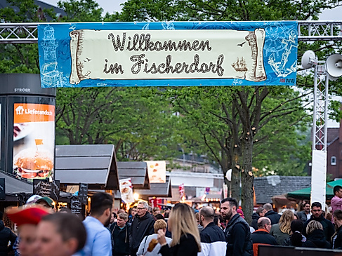 Hafengeburtstag Hamburg - Fischerdorf