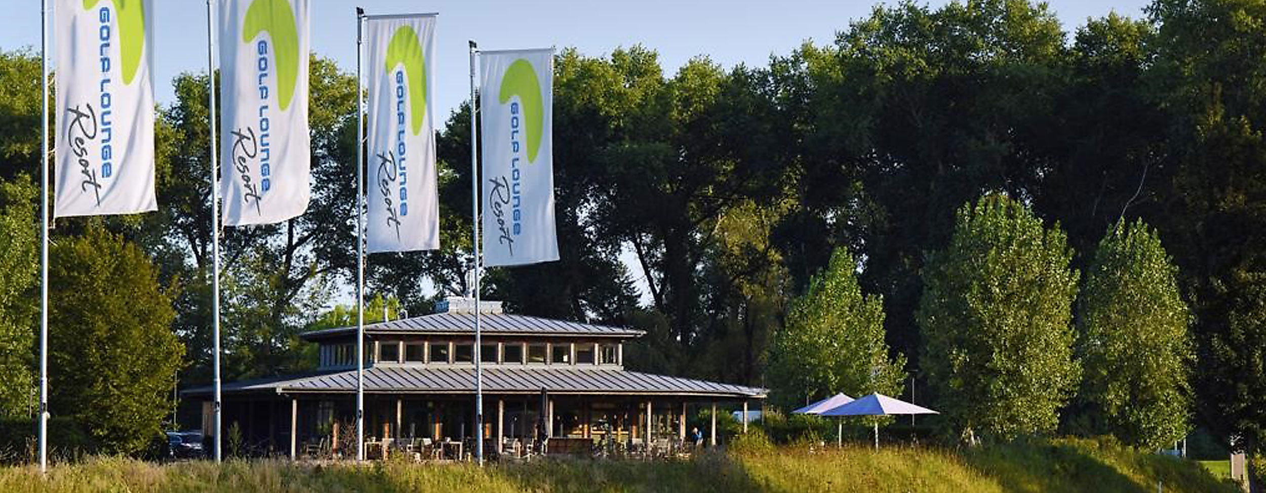 poi-golf-lounge-resort-flaggen-web-2500x1500