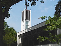 MomentMal-Gottesdienst für Neugierige