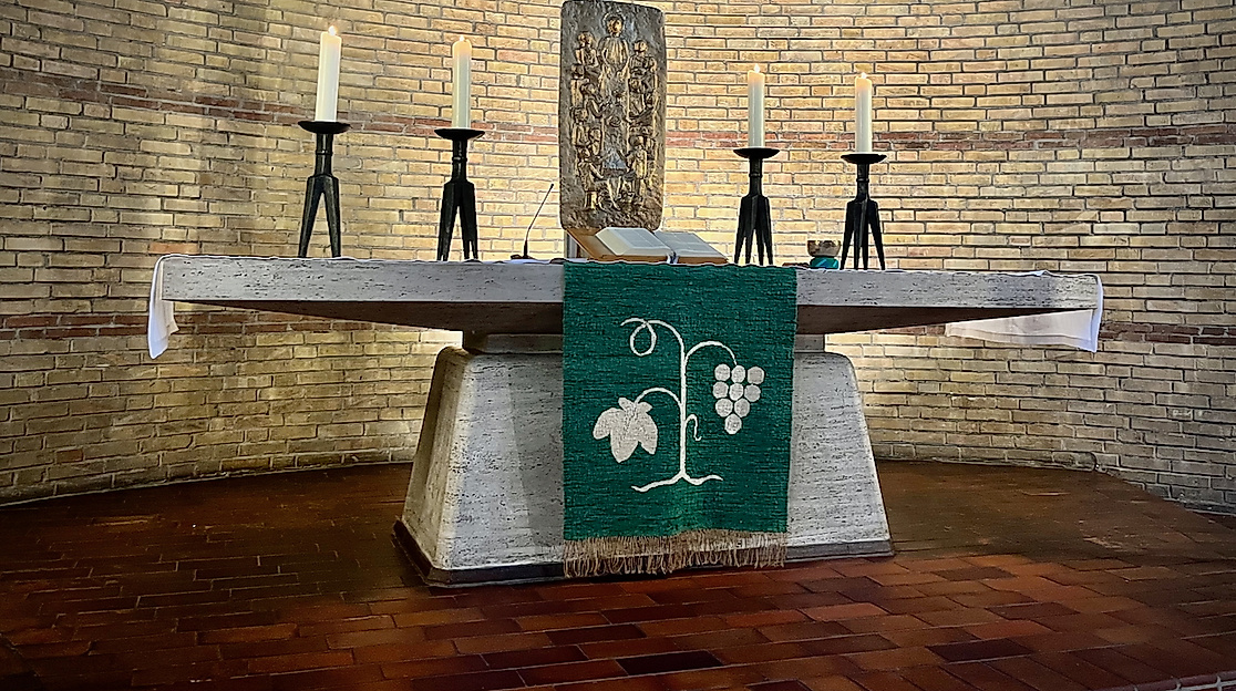 Gottesdienst mit Abendmahl in der Paul-Gerhardt-Kirche