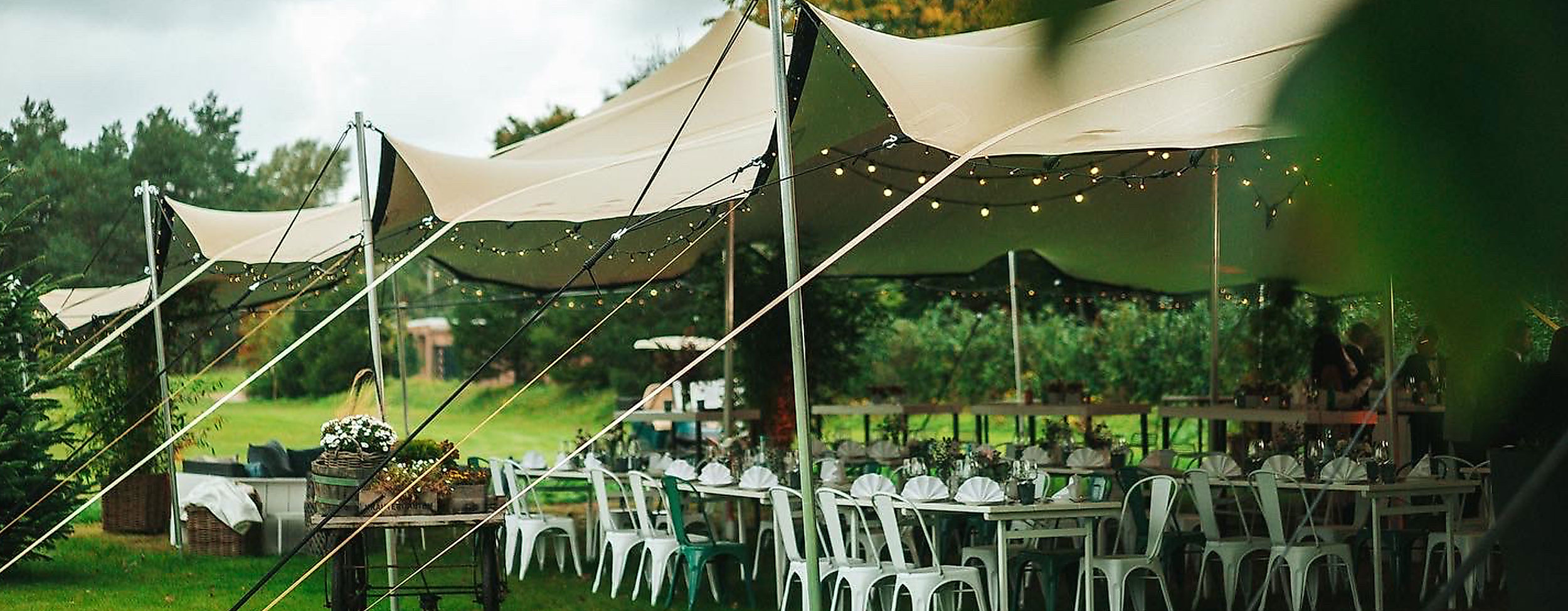 poi-golf-lounge-resort-festzelt-web-2500x1500