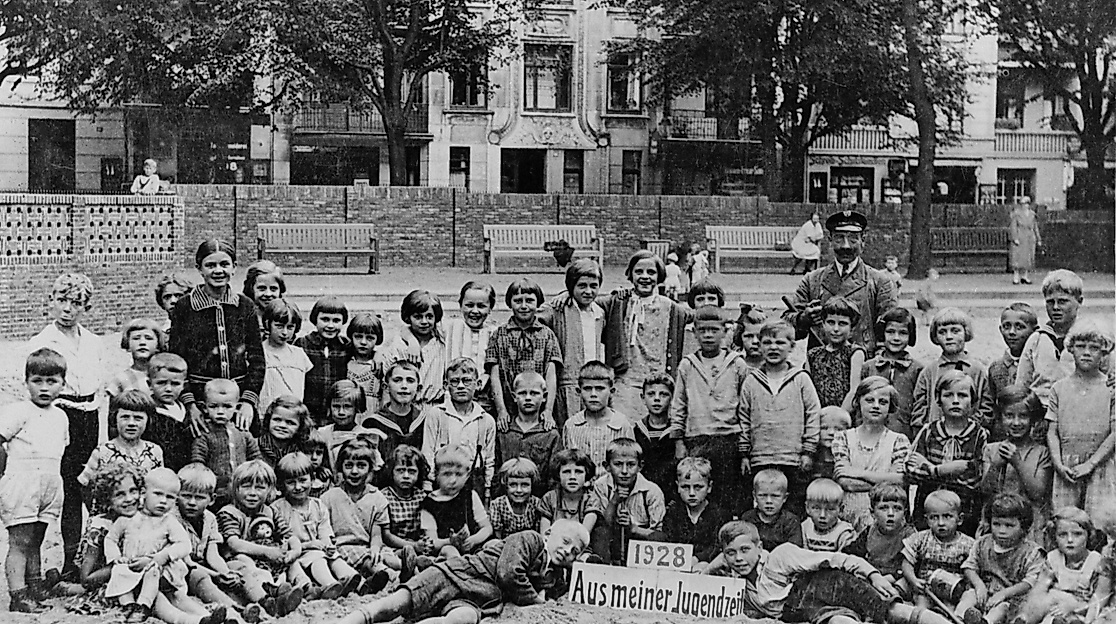 Das ‚Kinderparadies Sandkiste bei der Kreuzung Rübenkamp/Hufnerstraße (1928)