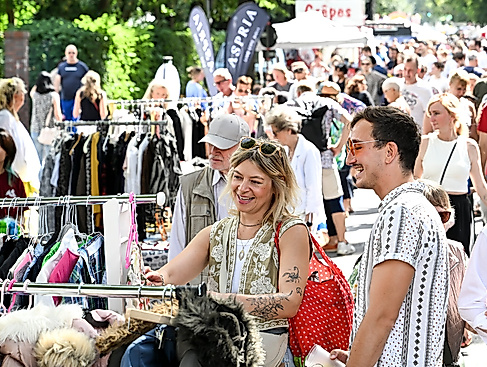 Langschläferflohmarkt beim Uhlenfest