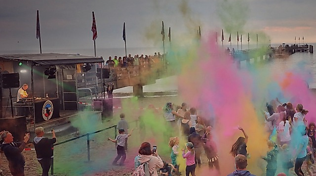 Beach Color Festival