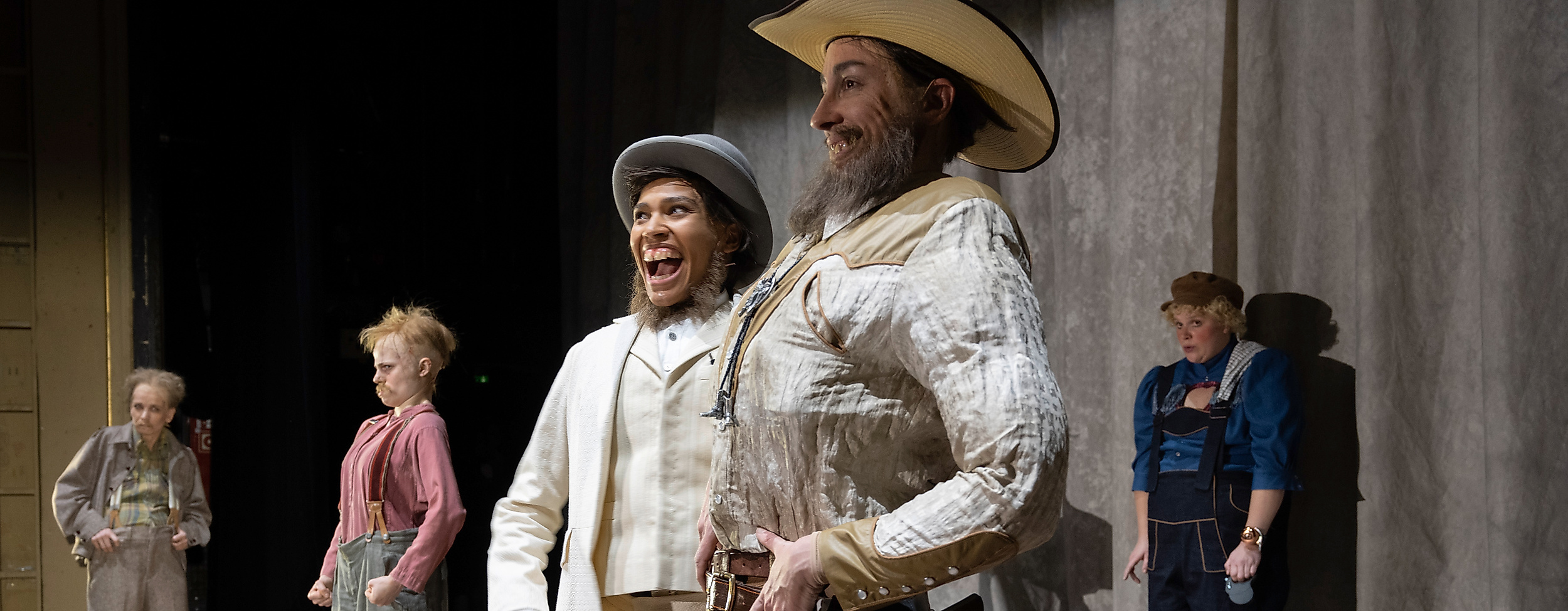 01_der_diener_zweier_herren_c-jr_berliner_ensemble