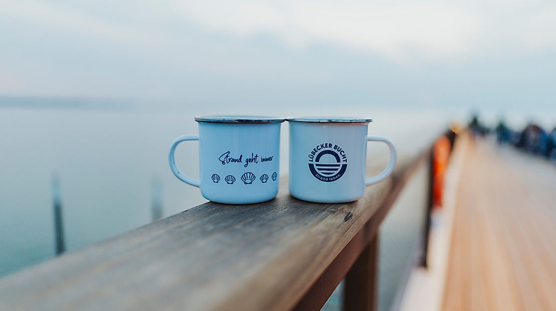 Erster Kaffee des Tages Seebrücke Scharbeutz 2025 © TALB Christian Schaffrath(1)