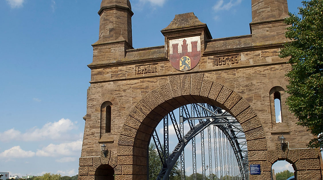 Die alte Elbbrücke in Hamburg-Harburg