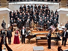 Orff: Carmina Burana für Solisten, Chor, 2 Klaviere und Schlagwerk