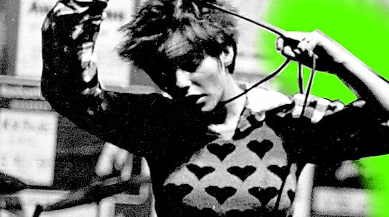 “HEY HO! LET'S GO! 50 Jahre Punk in Hannover – aber nicht nur” - Lesung, Talk und mehr als 3 Akkorde feat. David Spoo, Bärchen und die Milchbubis