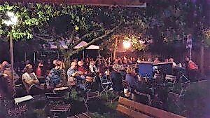 Sommer im Biergarten: Open-Air-Kino mit „Wunderschön“ und New Culture