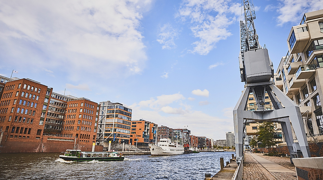 hafencity_sandtorhafen_c-2018-thisisjulia-photography-5