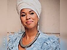 Myra Maud sings Nina Simone