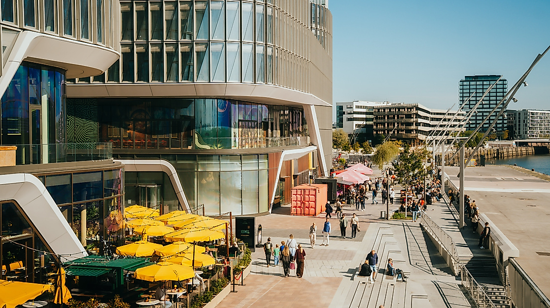 westfield-hamburg-uberseequartier_waterfront-pesca_ceichert-media