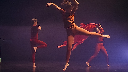 Es ist möglich weil du es dir vorstellen kannst