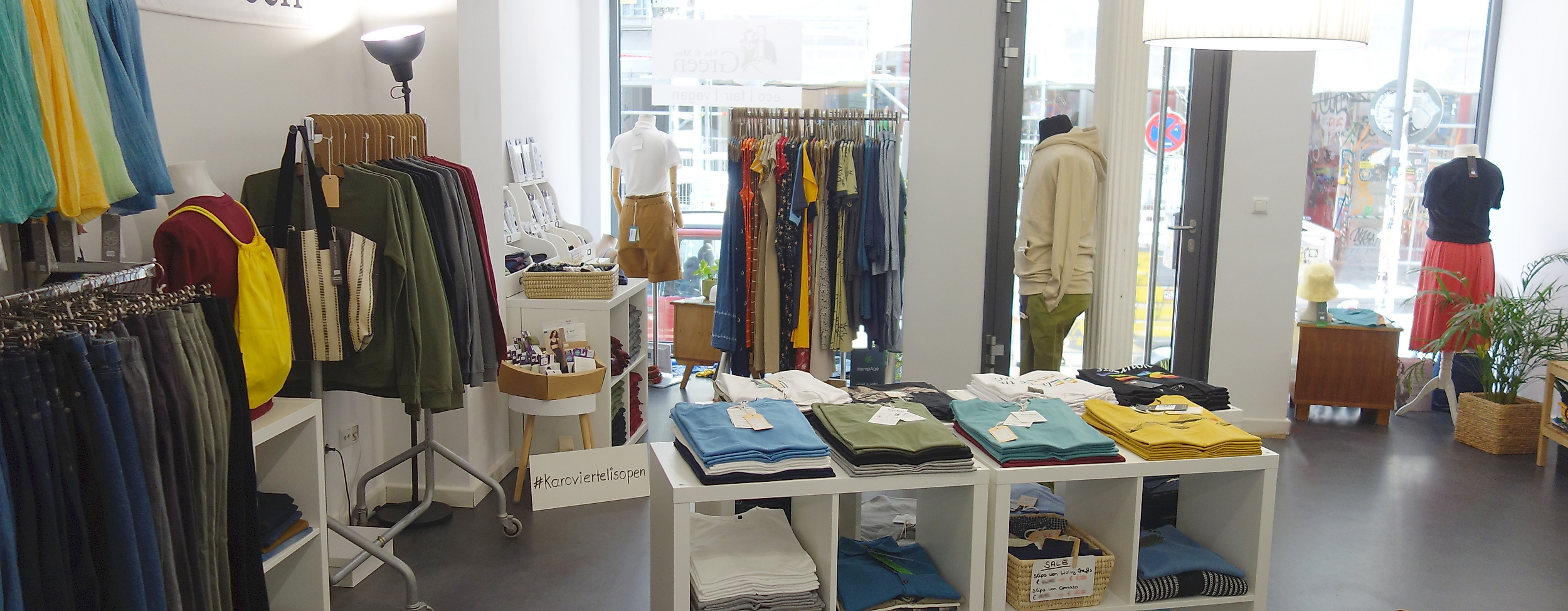 innenansicht-des-geschaefts_c-mr-mrs-green