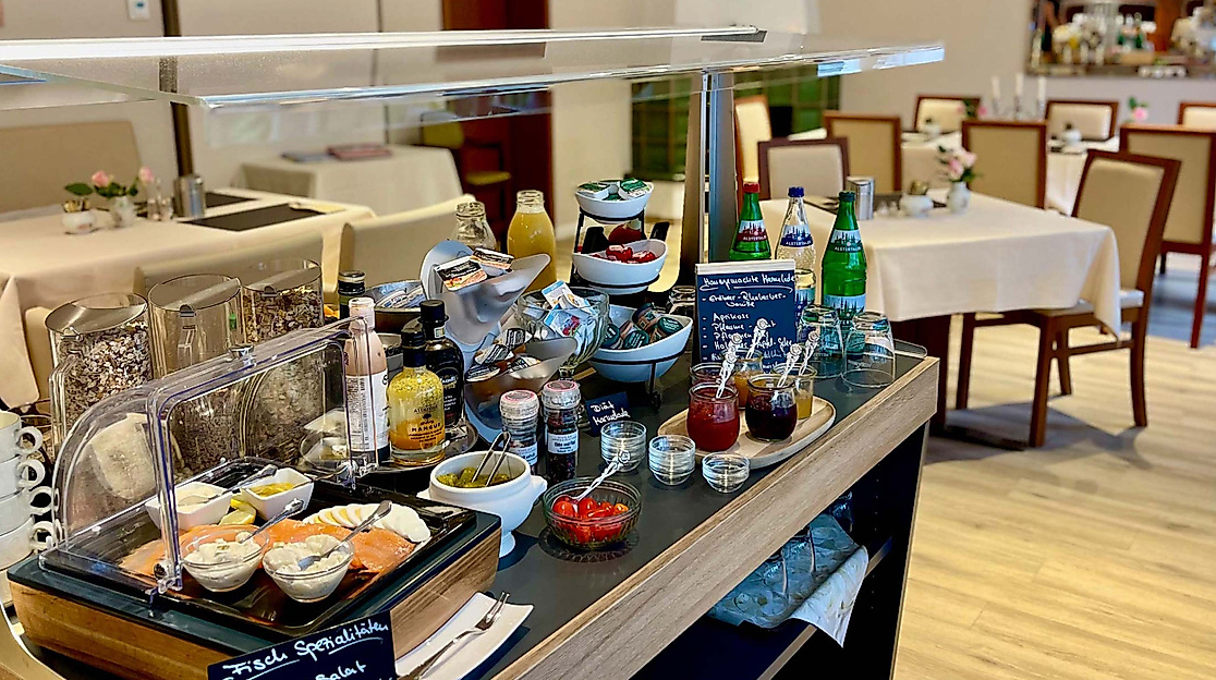 Hotel Rosengarten Hamburg: Breakfast buffet