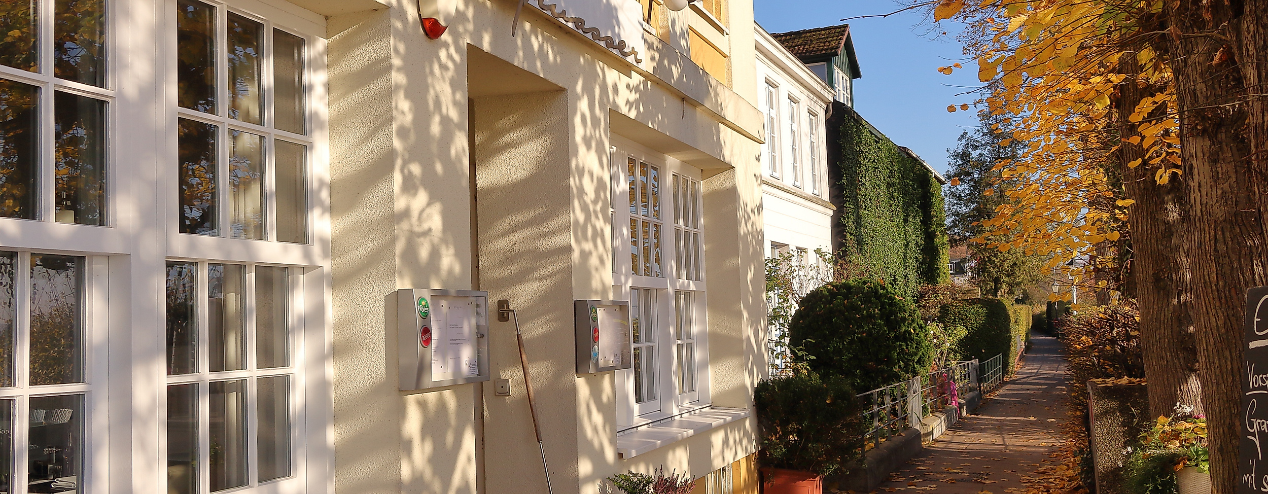 restaurant-suesswasser_c-2018-hamburg-tourismus-gmbh-johanna-nickel_01