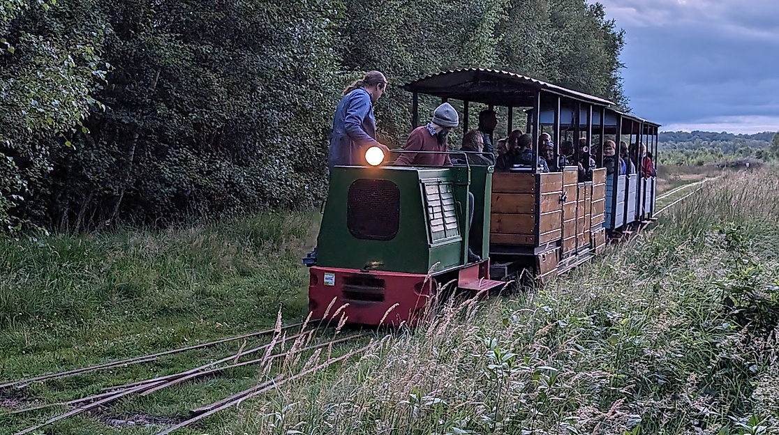 Ein Abend für Kinder mit der Torfbahn
