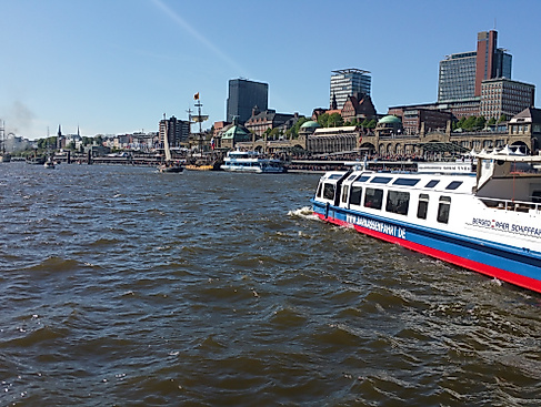 SD Hafen Landungsbrücken (2)