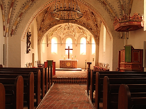 Kirche Zarpen