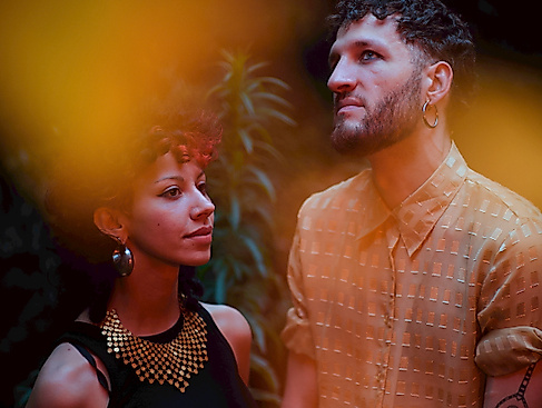 Ko Shin Moon (fr), Tatsuya Yoshida x Risa Takeda (jp)