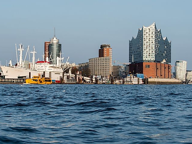 Reisepaket: Pulsierende Metropole am Wasser