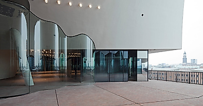 Elbphilharmonie Plaza